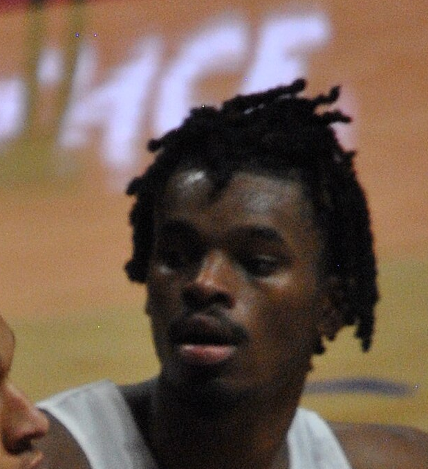 DaRon Holmes II