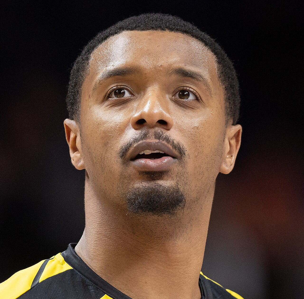 Elijah Hughes