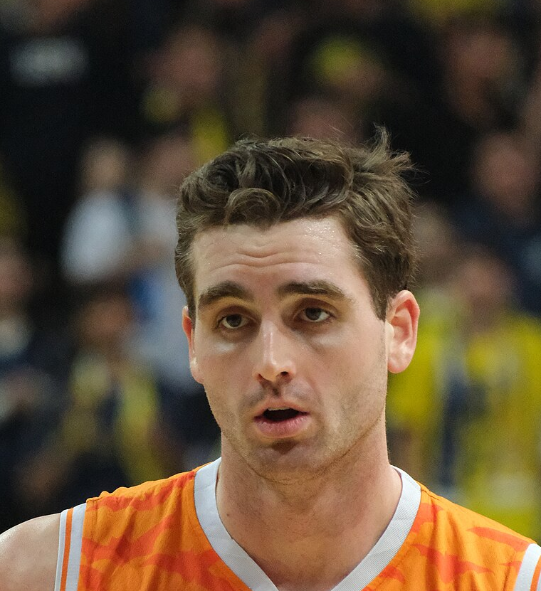 Nate Reuvers